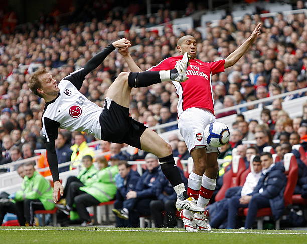 足球战术 足球战术