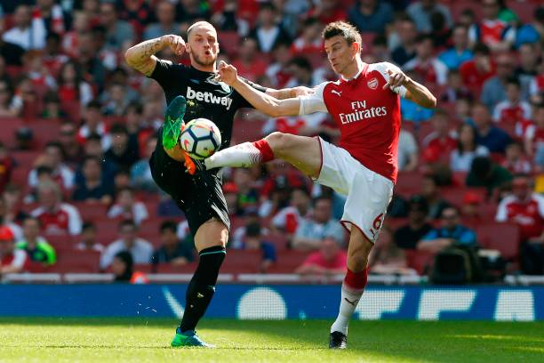 许多球队在 许多球队在