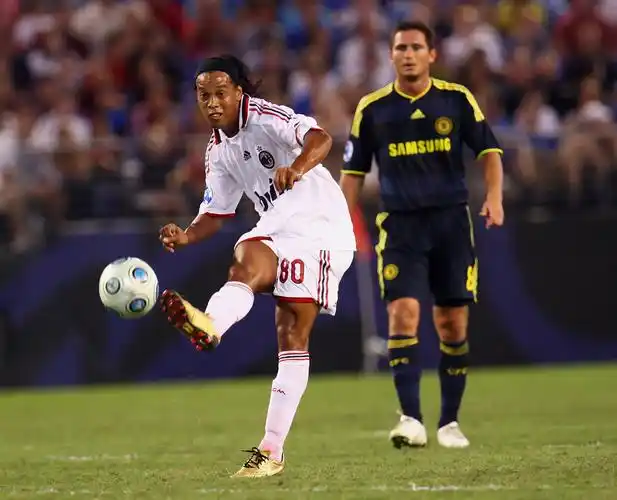 那么他不仅 那么他不仅