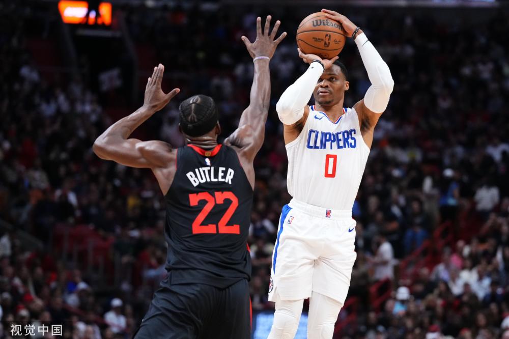 德里更是几 德里更是几